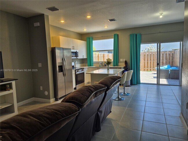 Foto del edificio - 16277 SW 292nd St