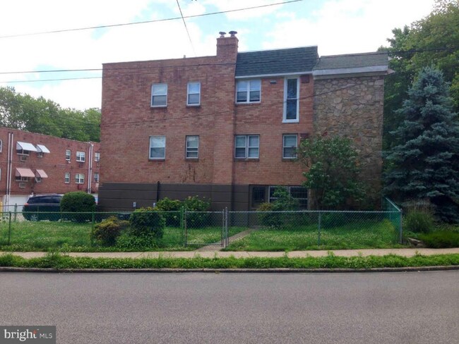 Foto del edificio - 5499 Quentin St
