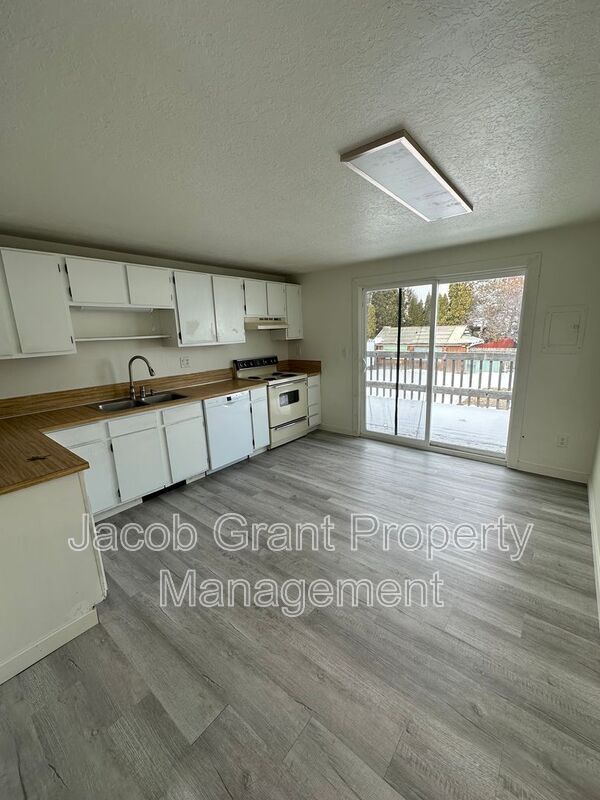 Foto del edificio - 2301 Stace St