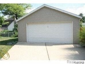 Building Photo - 302 Marlin Ave