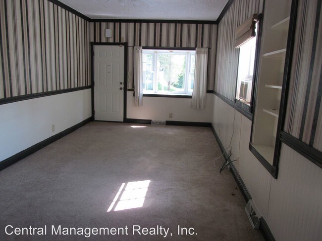 Building Photo - 1105 Emerson Ave