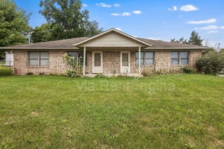 Building Photo - 1703 Union St