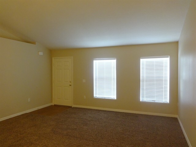 Foto del edificio - 380 Courtney Street SE