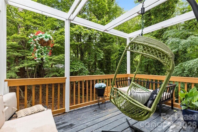 Foto del edificio - 25033 Molokai Dr