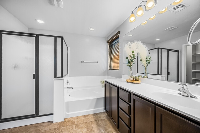 Building Photo - 5032 S Curie Way