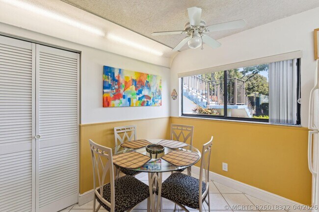 Foto del edificio - 15301 Pembridge Ave