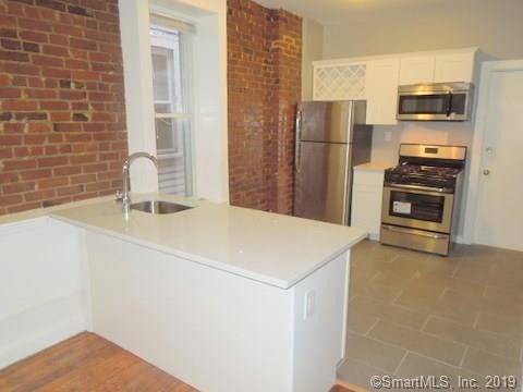 Building Photo - 588 East St