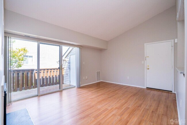 Foto del edificio - 2306 Aspen Dr