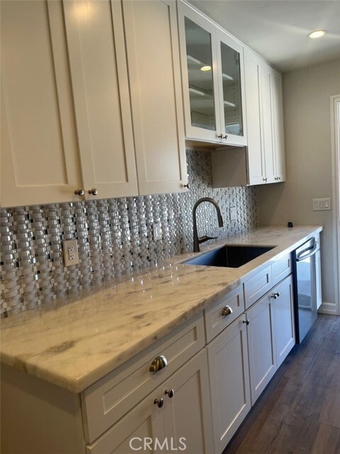 Building Photo - 3035 Bautista St