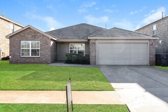 Building Photo - 11424 SW 25th St