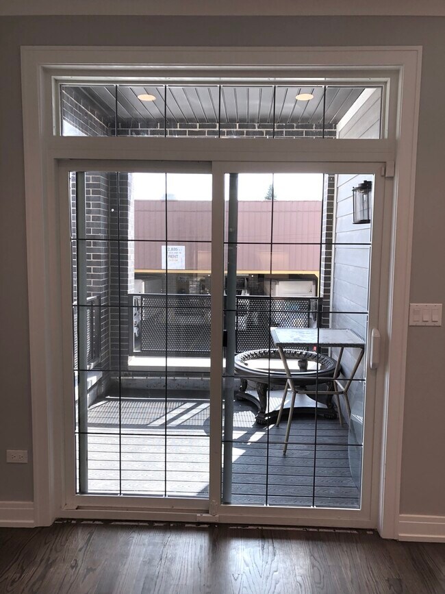 Foto del edificio - 2036 W 18th St