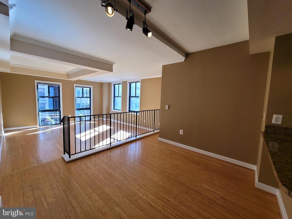 Primary Photo - 631 D St NW