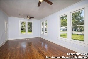Foto del edificio - 271 Willow Ave
