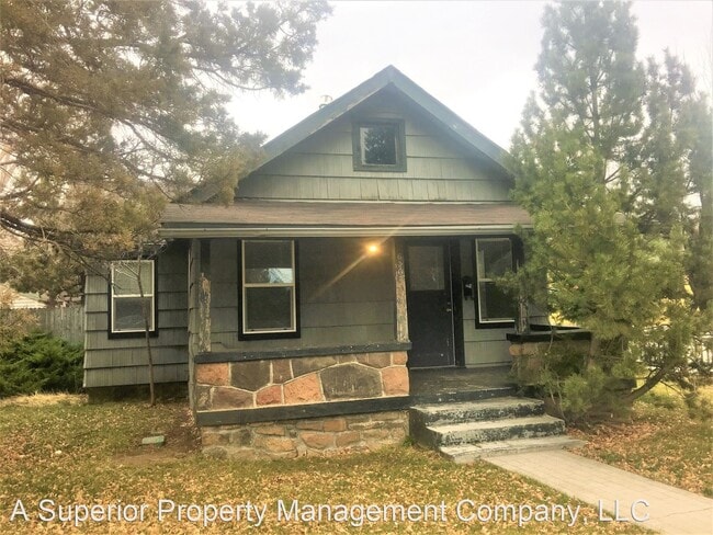 Building Photo - 1 br, 1 bath House - 636 NW Newport Ave.