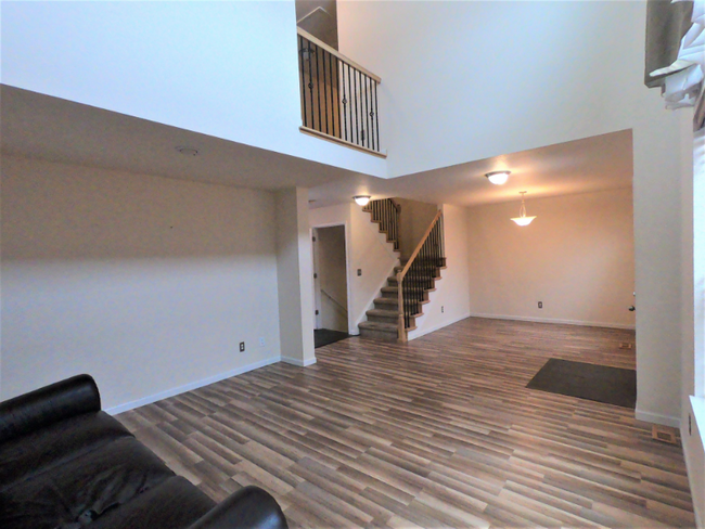 Foto del edificio - 6428 Newcombe St