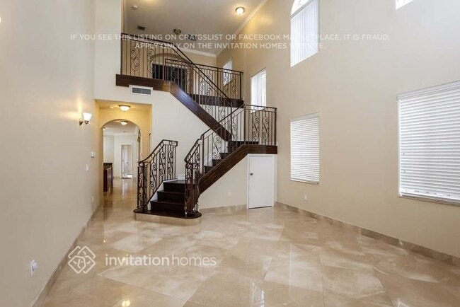 Foto del edificio - 15582 SW 13th Terrace