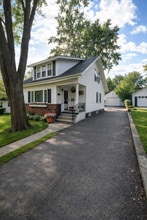 Building Photo - 406 S 6th Ave