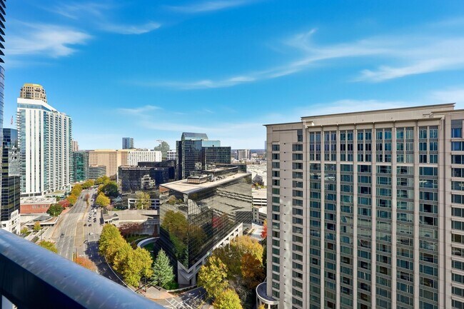 Foto del edificio - Upgraded 2 Bedroom Condo at REALM Buckhead