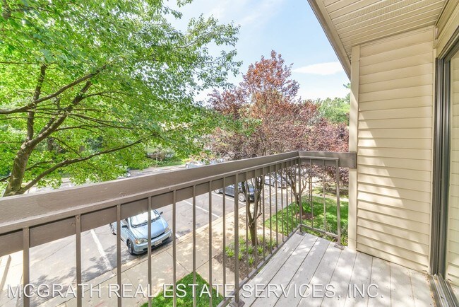 Building Photo - 11608 Windbluff Ct