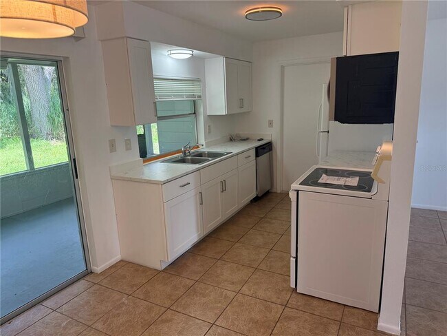 Foto del edificio - 3412 Spainwood Dr