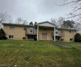 Building Photo - 151 Frana Clara St