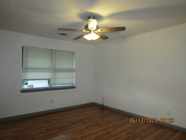 Foto del edificio - Very nice home located in the Park Lane ar...