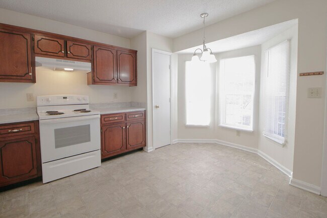 Foto del edificio - 2006 Tynewood Dr