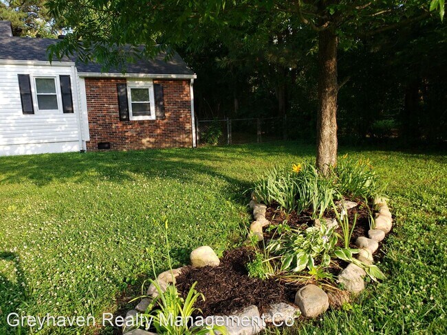 Building Photo - 3 br, 2 bath House - 972 Julian Road