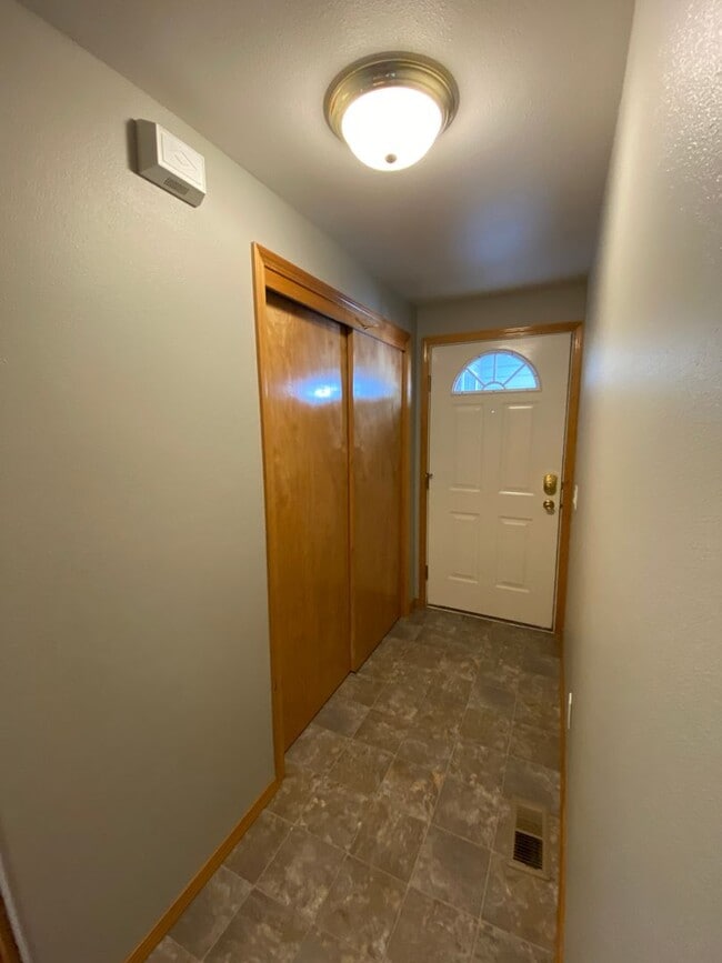Building Photo - 203 S 81st Ave