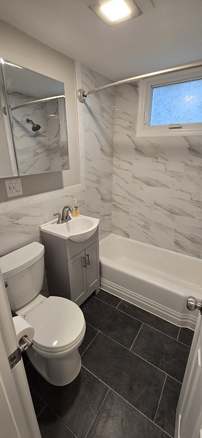 Photo - 895 Warrenville Rd Apartment