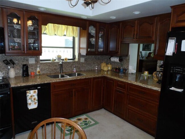 Foto del edificio - 11541 NW 23rd St