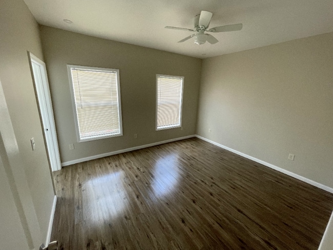 Building Photo - 1222 6th Ave