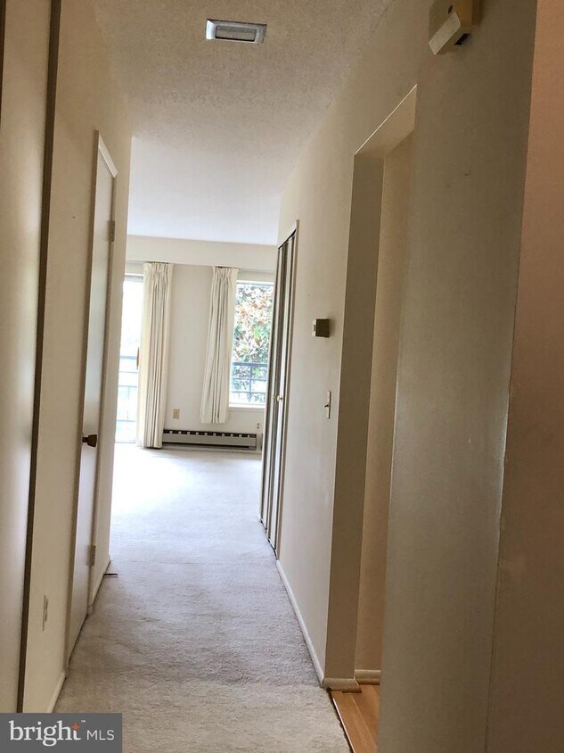 15300 Wallbrook Ct Unit 472F, Silver Spring, MD 20906 Condo for Rent