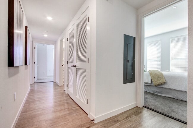 Interior Photo - Newhall Crossings