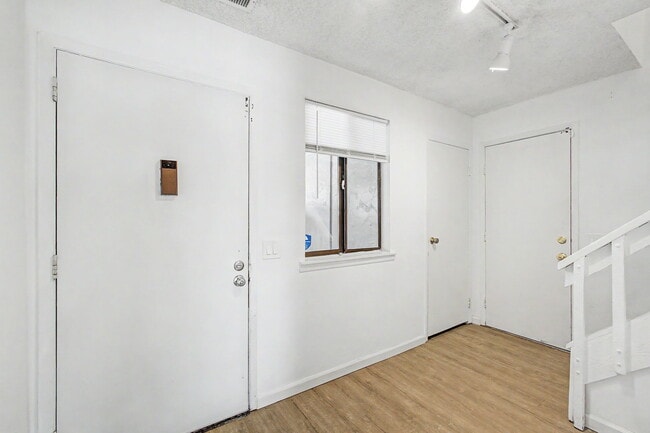 Building Photo - 12153 Bannock St