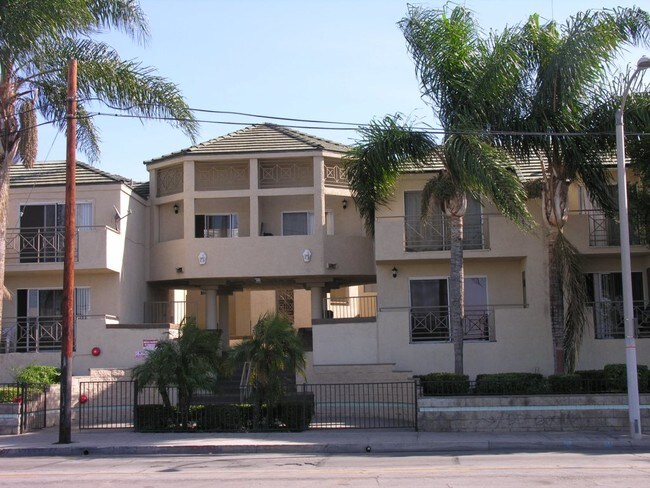 Foto del edificio - Emerald Terrace Apartments 2