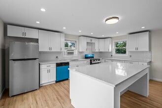 Building Photo - 3 Park Pl