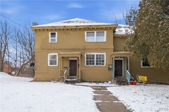 Building Photo - 3 Noyes St