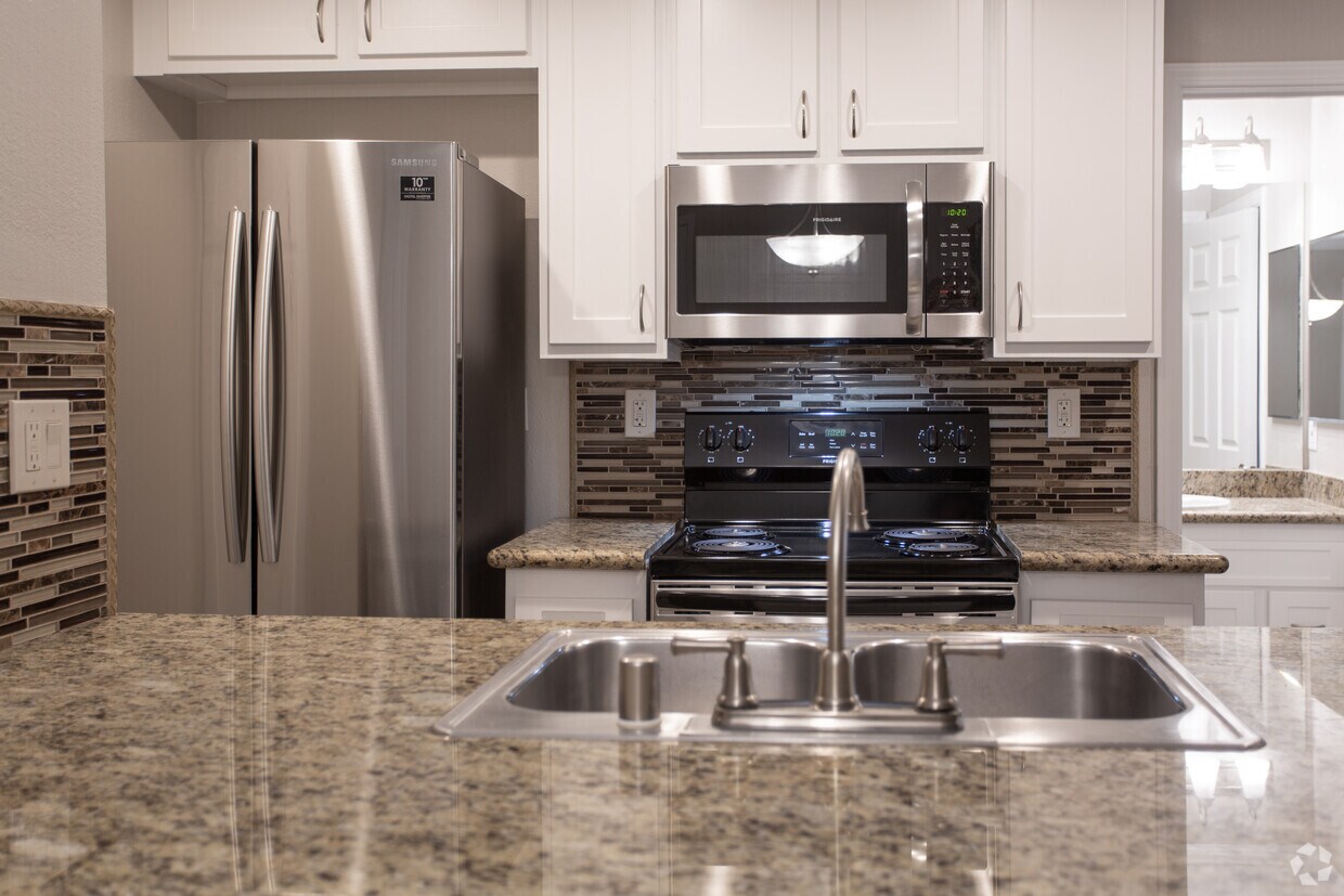 Americana Simi Valley Apartments in Simi Valley, CA Westside Rentals