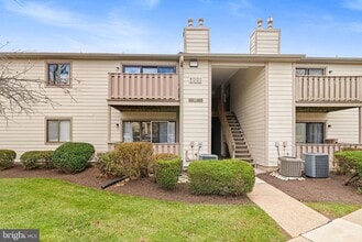 Building Photo - 408 Stockton Ct