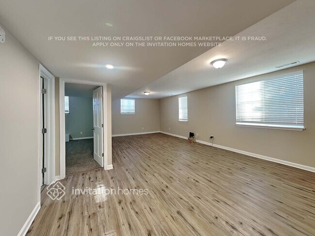 Building Photo - 492 Summit Ridge Dr