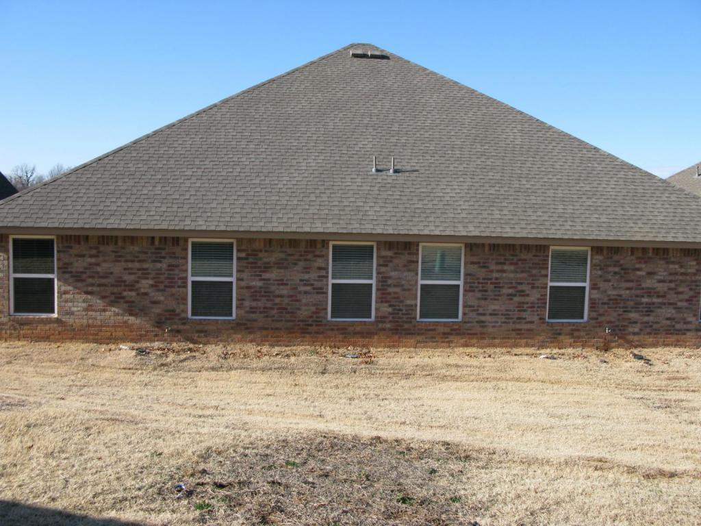 Photo - 11613 Surrey Villas Court. Yukon, OK. 73099