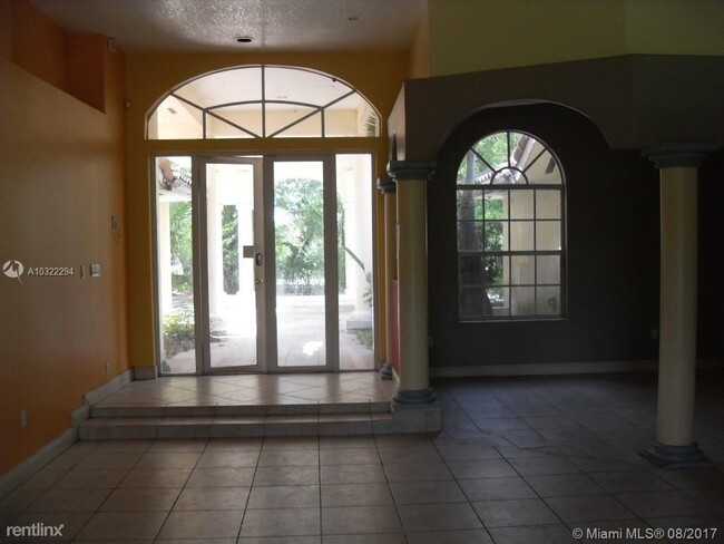 Building Photo - 5 br, 3.5 bath House - 20951 SW 242nd St #...