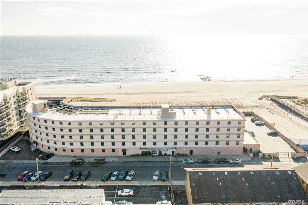 Foto principal - 830 Shore Rd