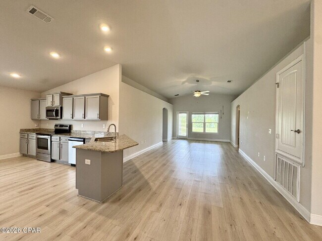 Foto del edificio - 3851 Redbud Wy