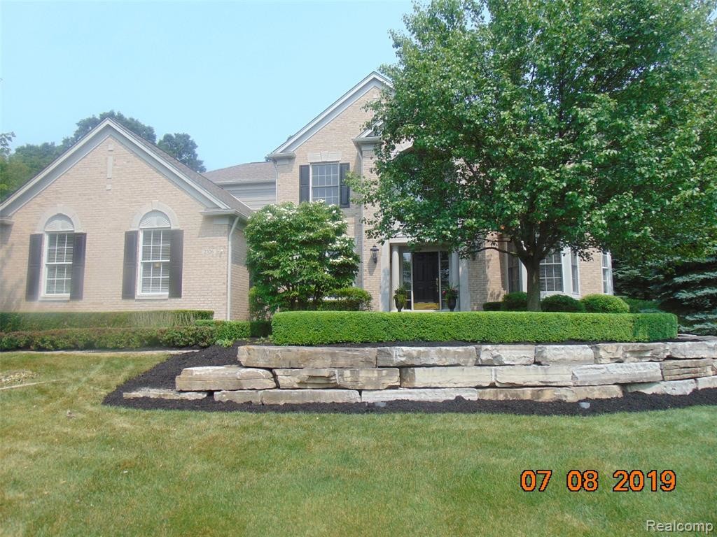 Primary Photo - 2326 Andover Blvd