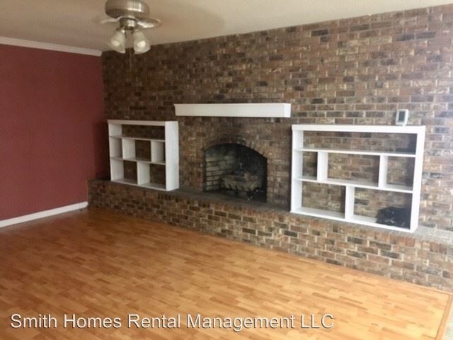 Foto del edificio - 3 br, 2 bath House - 6309 Martin Bluff Rd.