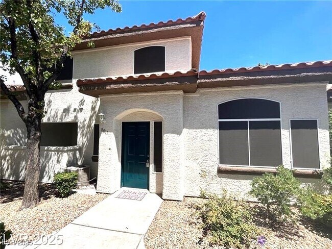 Foto del edificio - 8017 Cherish Ave