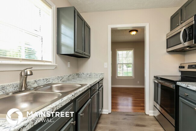 Foto del edificio - 380 Meadowview Dr