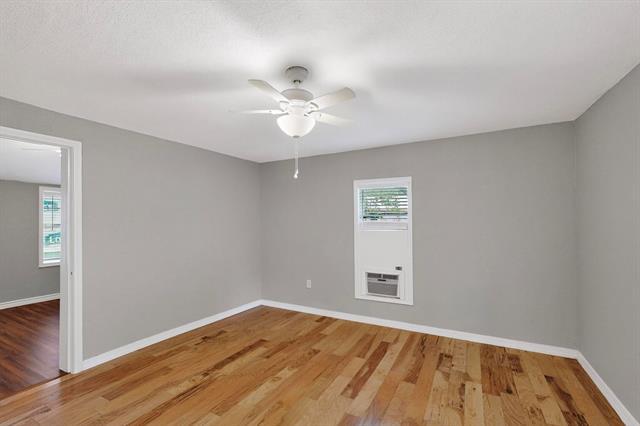 Foto del edificio - 315 E Maple St